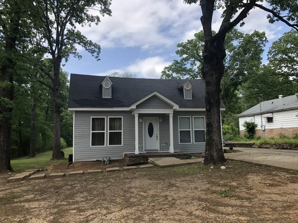 Sell House on A Budget
